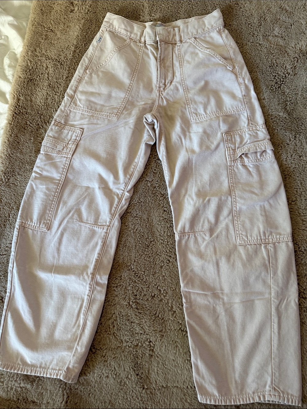 Citizens Of Humanity Light Beige Cargo Pants - Utility Pocket Details